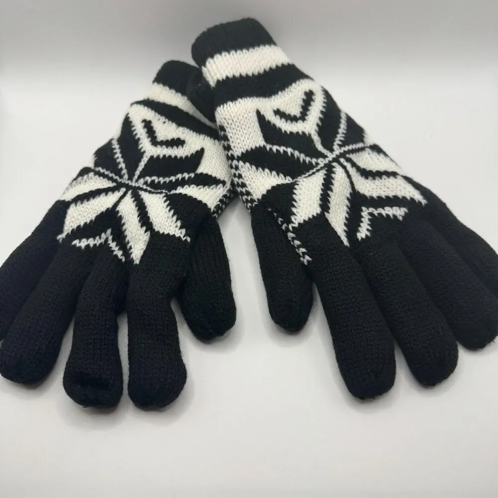 Vintage Womens Black White Snowflake Winter Gloves Knit Cold Weather Cozy Cabin